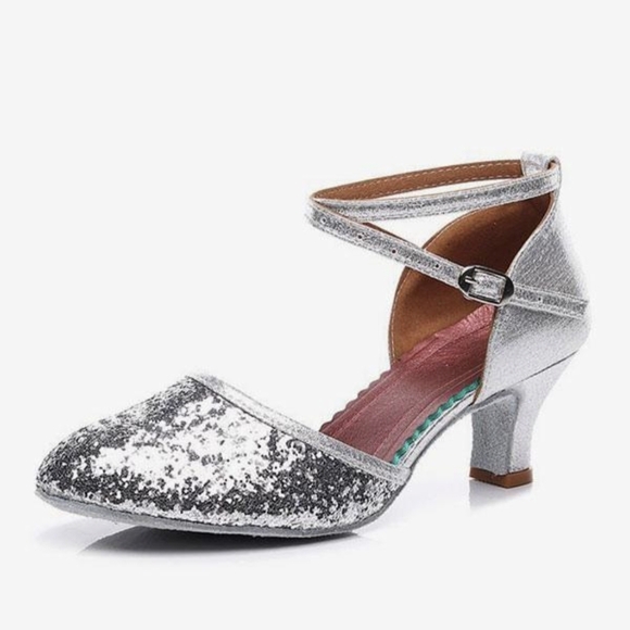 Silver Glittery Latin Dance Shoes Polyester Silver Round Toe Dance Shoes - Picture 1 of 5